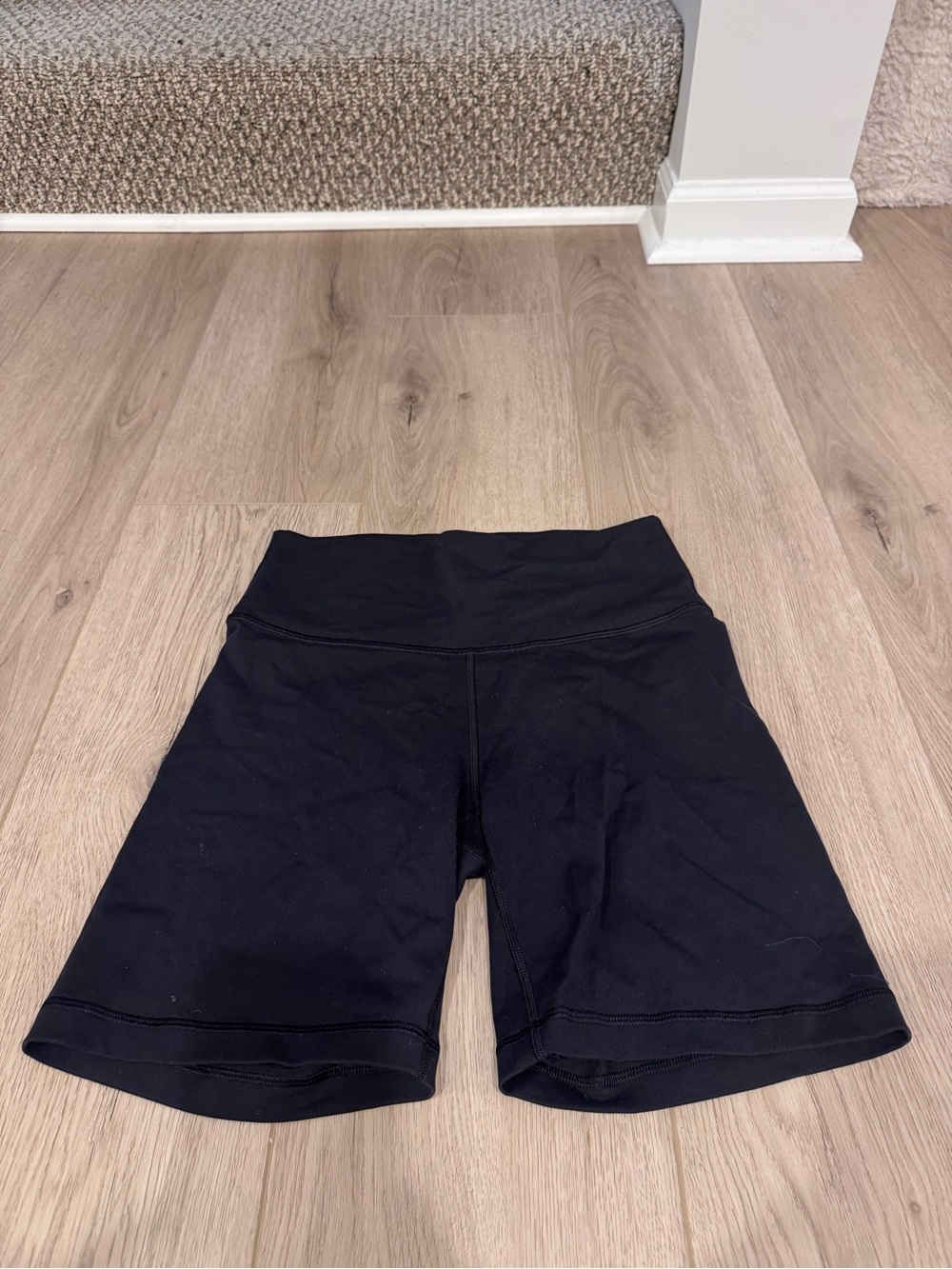 Aritzia Women's Black High-Waist Bike Shorts